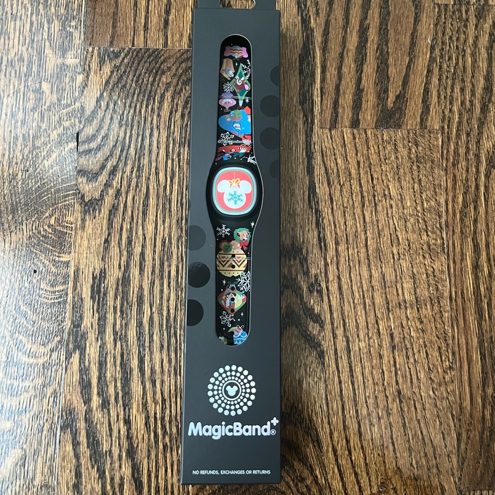 MagicBand Holiday Collection